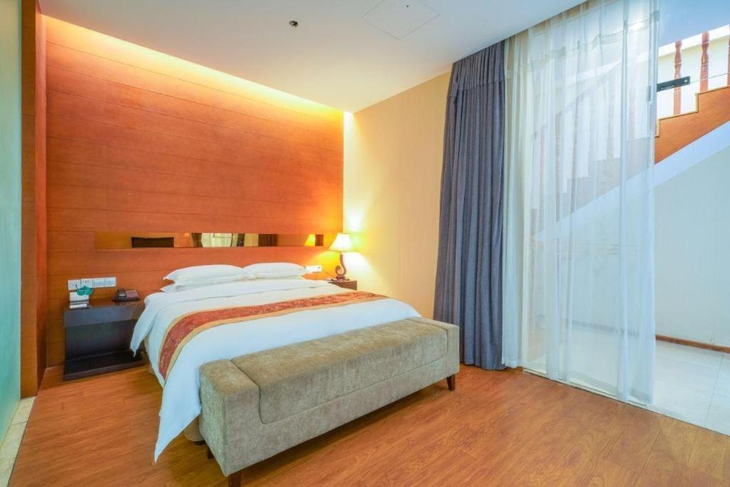 Suzhou Phoenix Hotspring Resort Zhangjiagang Exterior photo