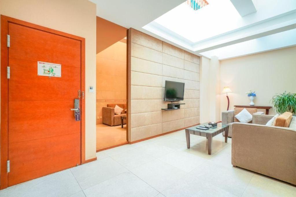 Suzhou Phoenix Hotspring Resort Zhangjiagang Exterior photo