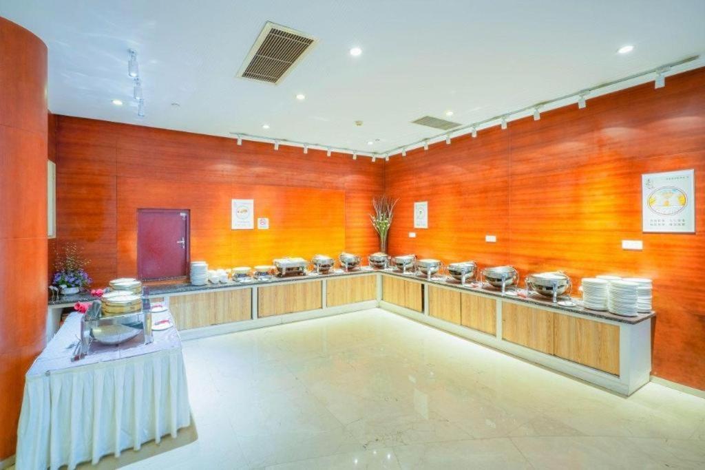 Suzhou Phoenix Hotspring Resort Zhangjiagang Exterior photo
