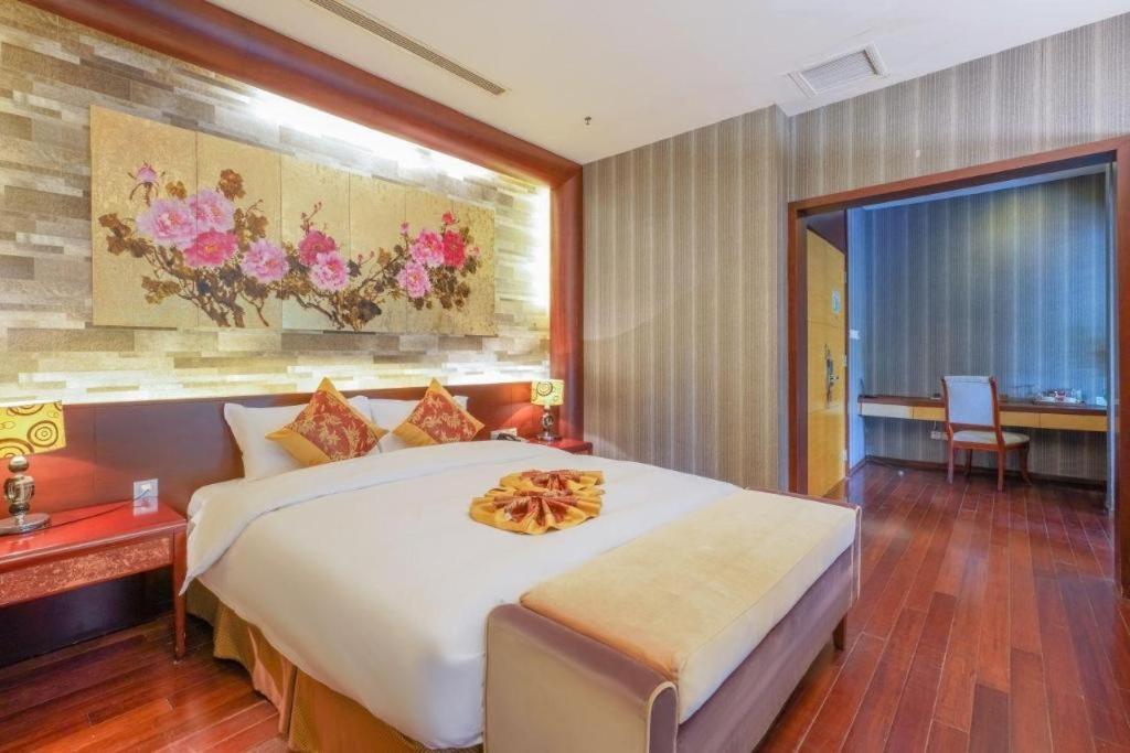 Suzhou Phoenix Hotspring Resort Zhangjiagang Exterior photo