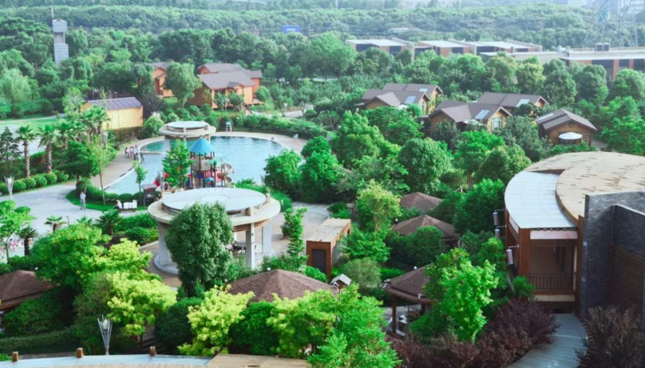 Suzhou Phoenix Hotspring Resort Zhangjiagang Exterior photo